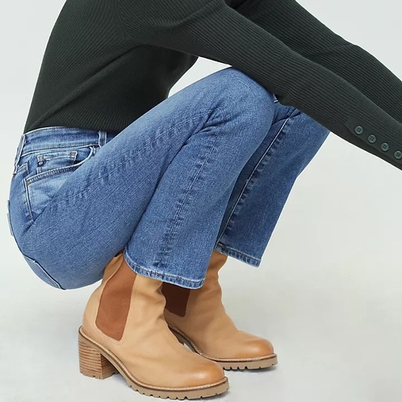 SOLD. AG Anthropologie The Stevie Ankle Jeans - Picture 3 of 9